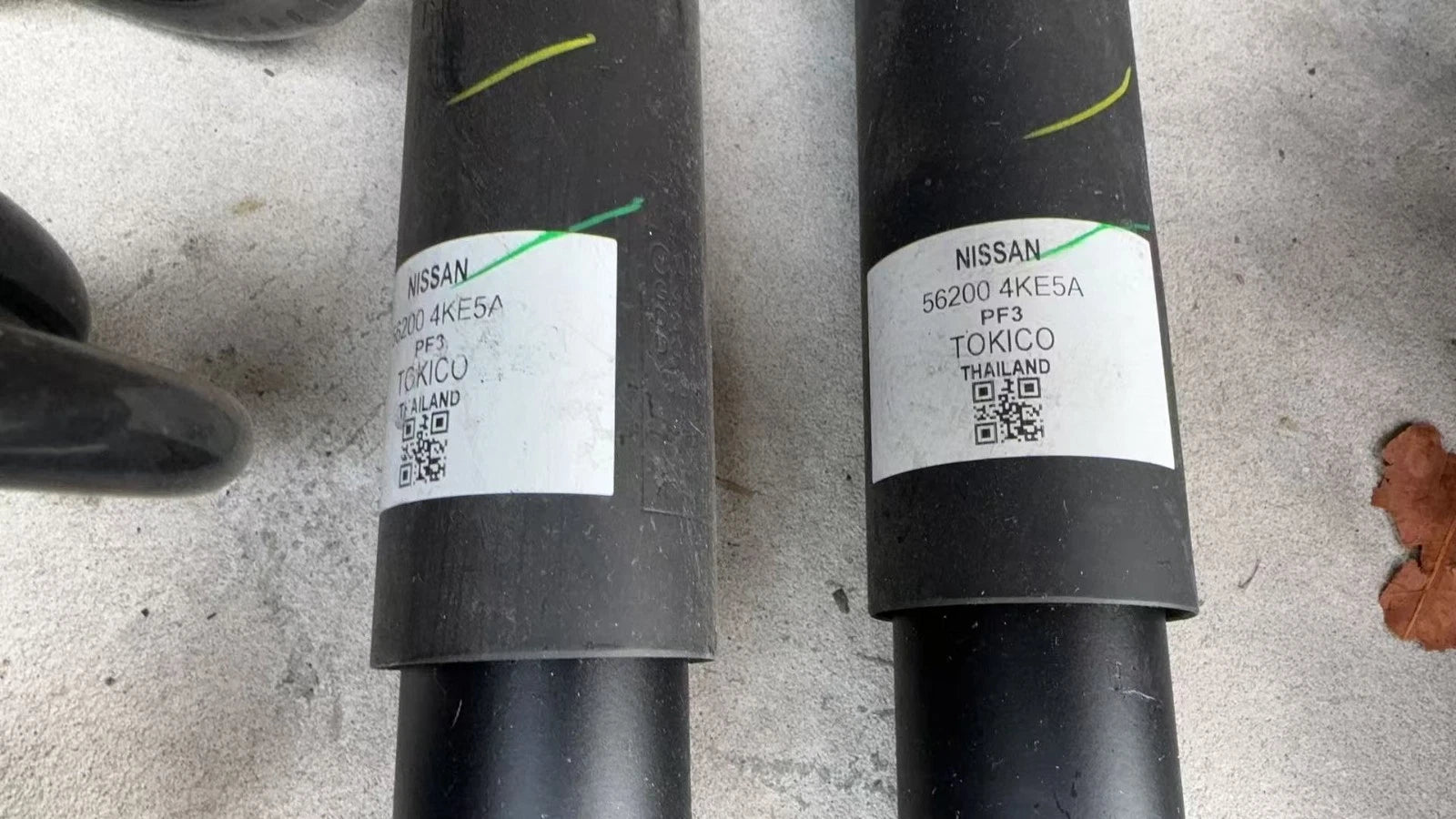 USED - AS NEW - FULL NISSAN (FRONT + REAR) Shock Absorber + SPRING SET FIT Genuine Nissan Navara NP300 (D23) /D40