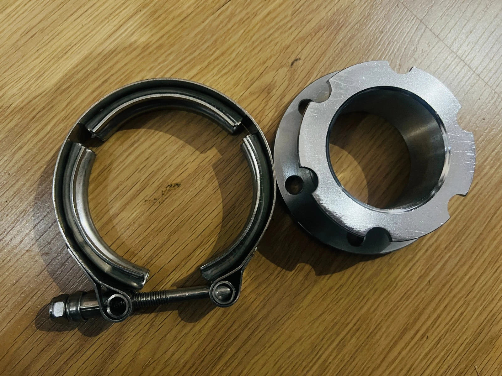 1X TURBO EXHAUST DUMP PIPE ADAPTOR TO VBAND KIT FOR T04 T04E 6 bolt outlet TO VBAND EXHAUST CLAMP