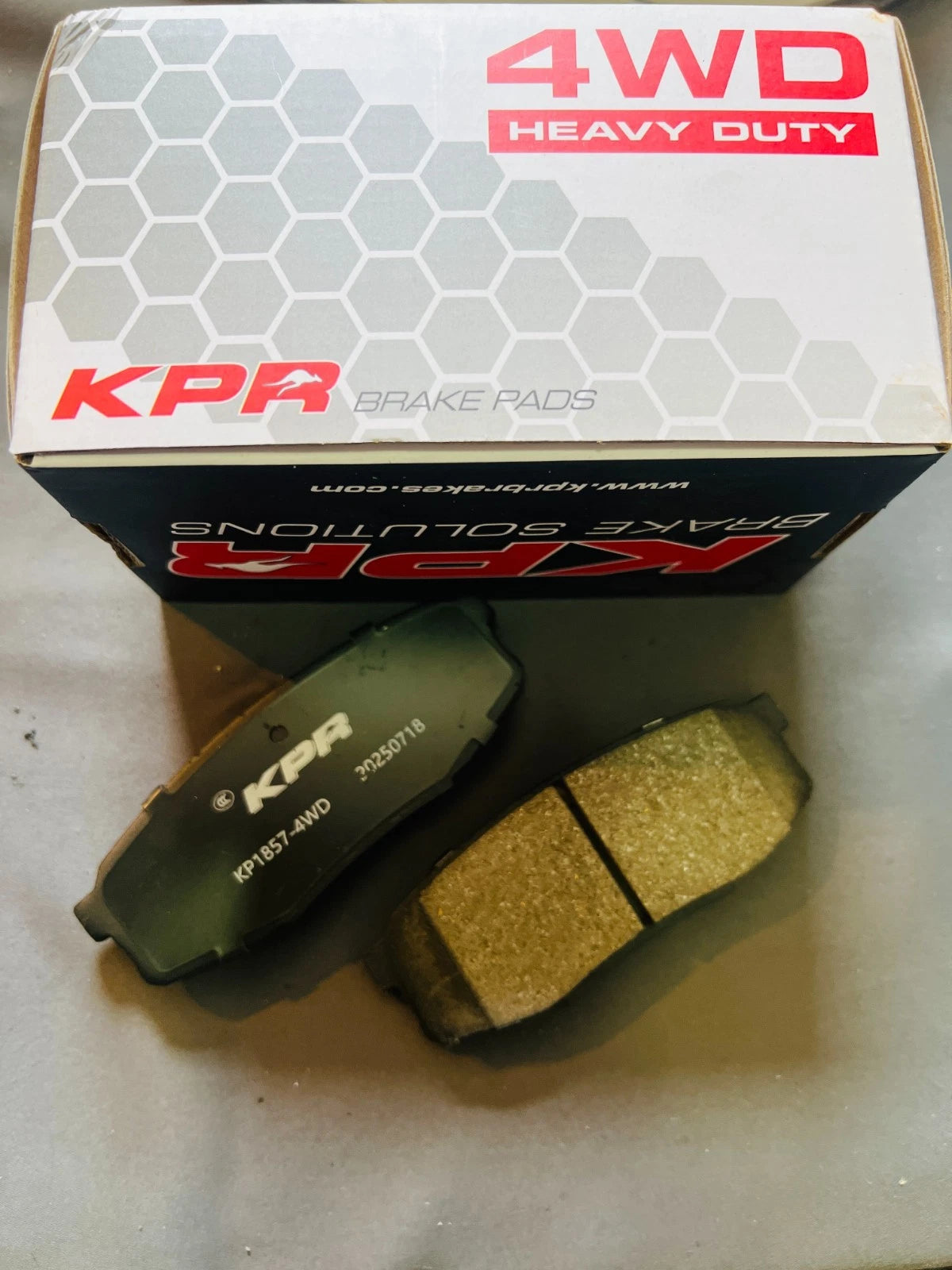 KPR BRAKES HD 4WD Brake Pads Set fits Toyota LC200 J200 Lexus LX570 URJ201R 5.7L 3UR-FE 2008~2019 REAR KP1857-4WD (DB1857)