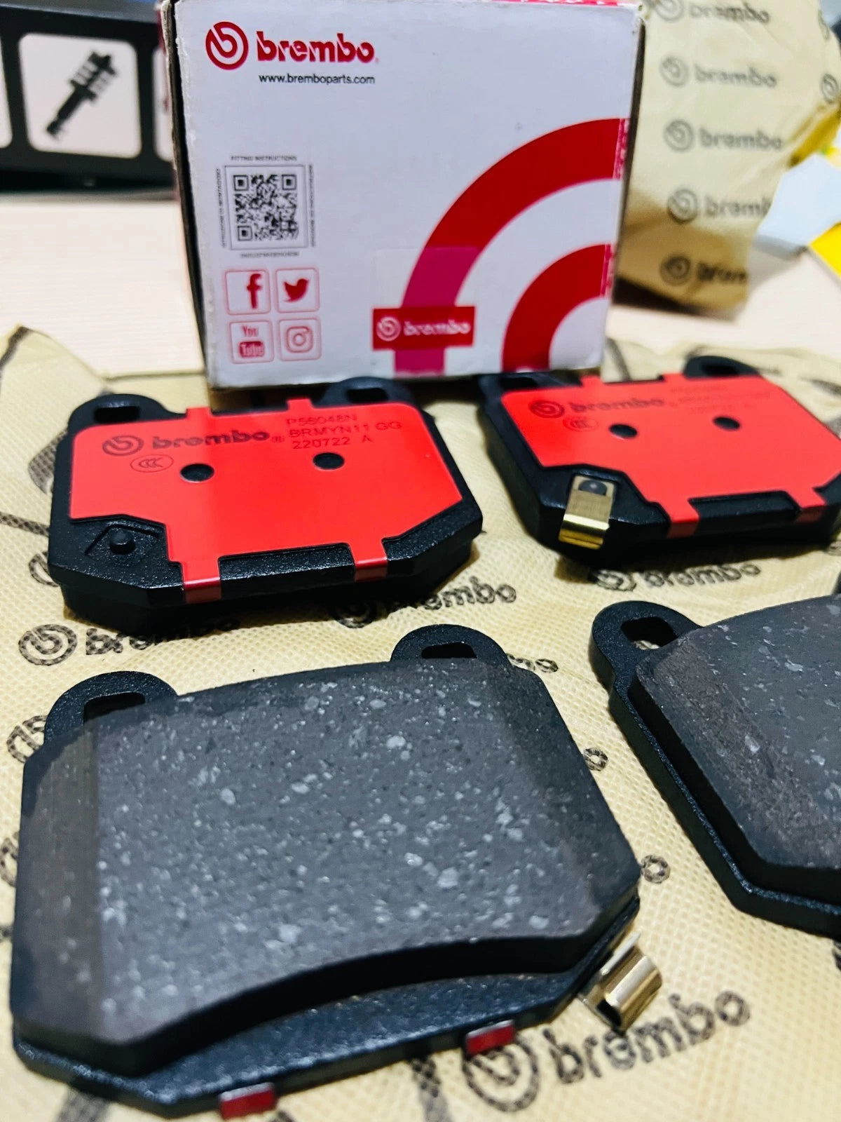Brembo Ceramic NAO Brake Pads REAR fits Subaru WRX STI/ NISSAN 350Z /TOYOTA 86